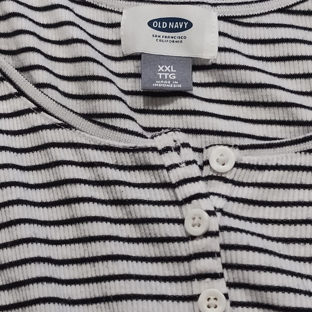 Old Navy Bundle Of 3 - Picture 2 of 9